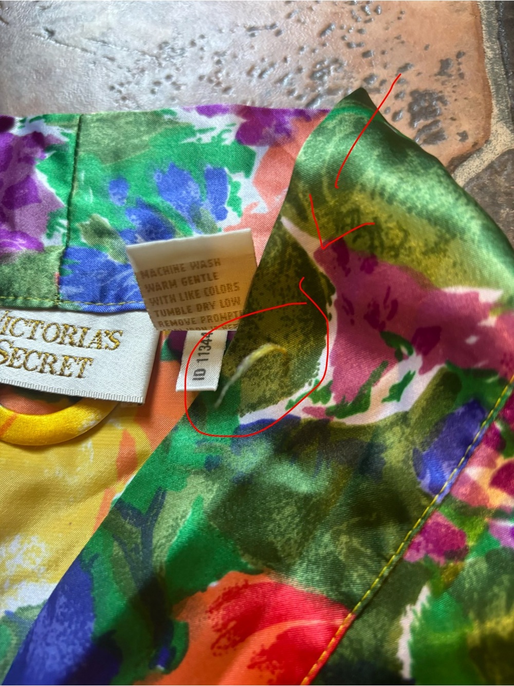 Vintage 90s Victoria’s Secret Gold Label vivid Floral Satin Robe Slip Set Size L - Picture 8 of 15